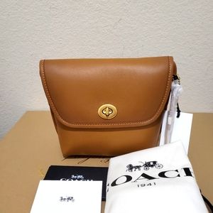 Coach 1941 Turnlock Pouch